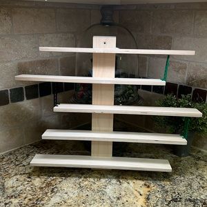 Figurines Wall Shelf